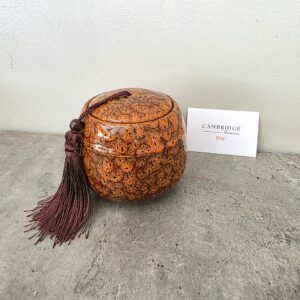 orange urn