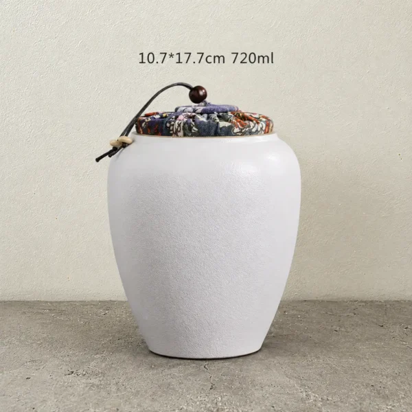 white jar 720ml with flower lid and measurments